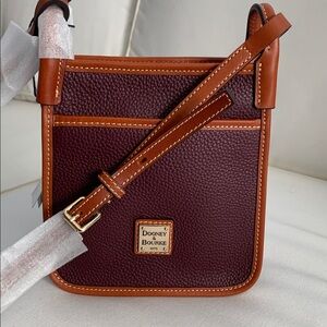 NWT - Dooney & Bourke Adorable Pebble Leather Letter Carrier